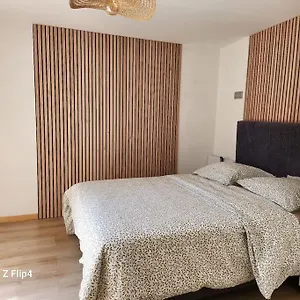  Hébergement de vacances Petite Maison Cosy